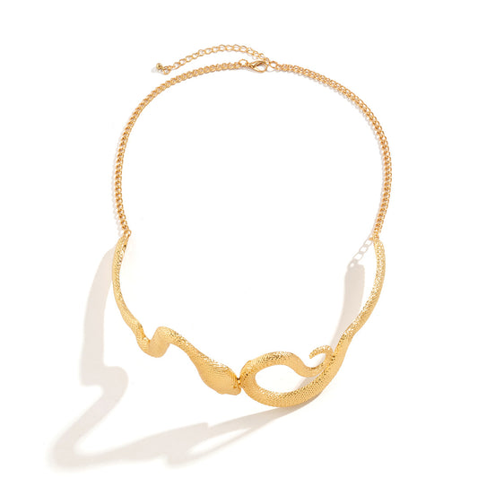 Snake-shaped Cold Wind Necklace in Vienna Verve Collection