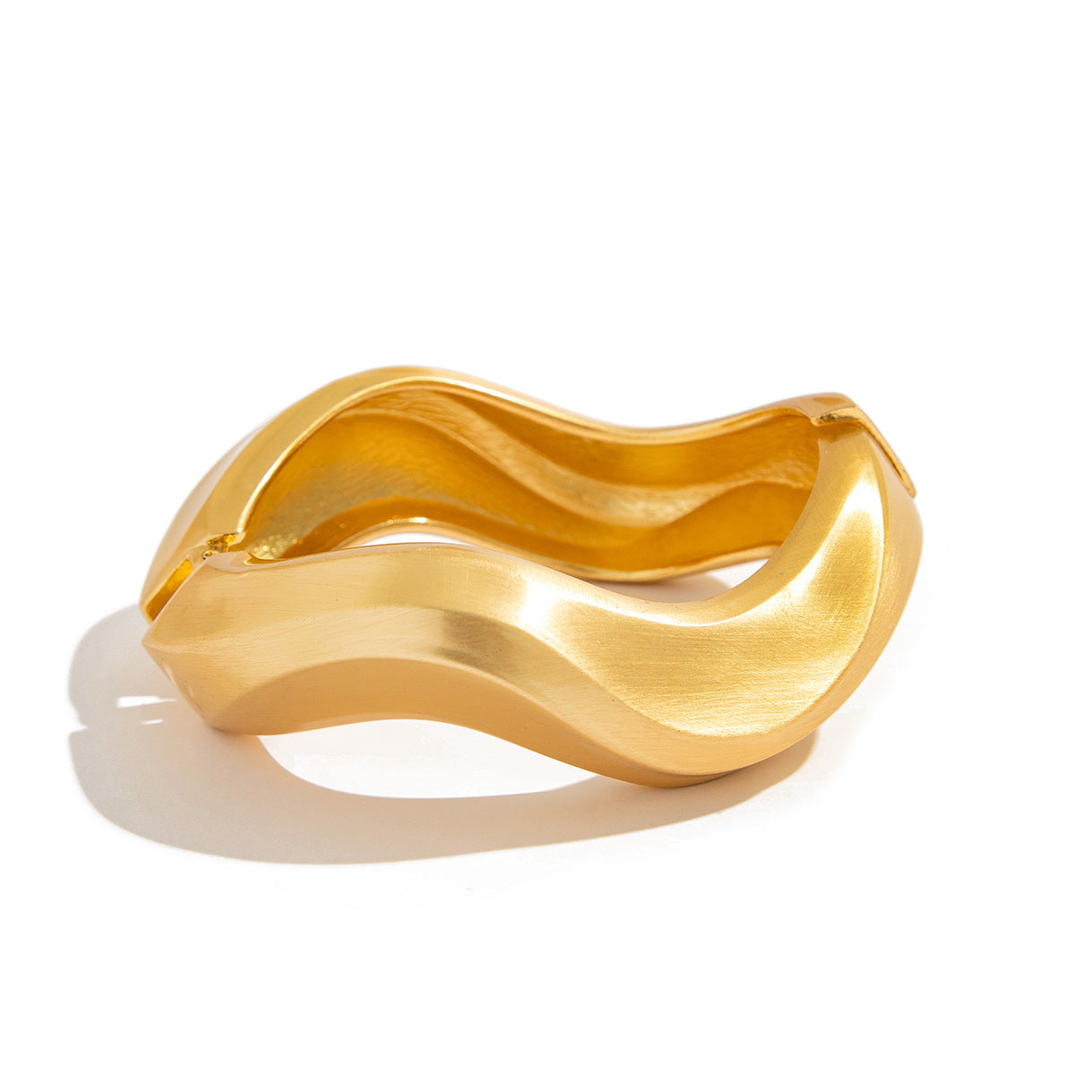 Planderful Vienna Verve Bracelet For Women Threaded Wave Design With Glossy Spring Buckle Statement Jewelry