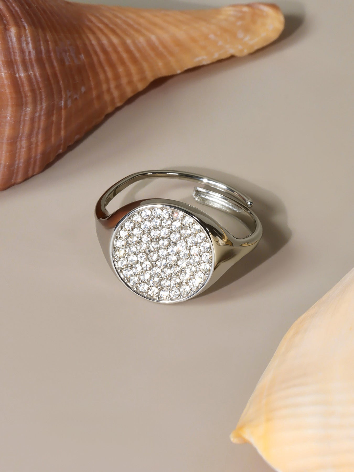 Planderful Zircon Love Ring Opening Design Titanium Fans