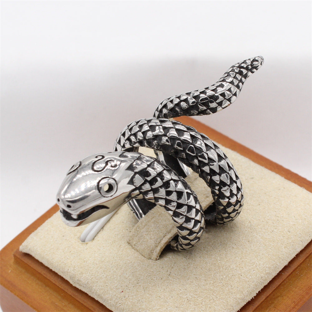 Planderful Everyday Genie – European and American Personalized Retro Snake Men's Titanium Steel Ring