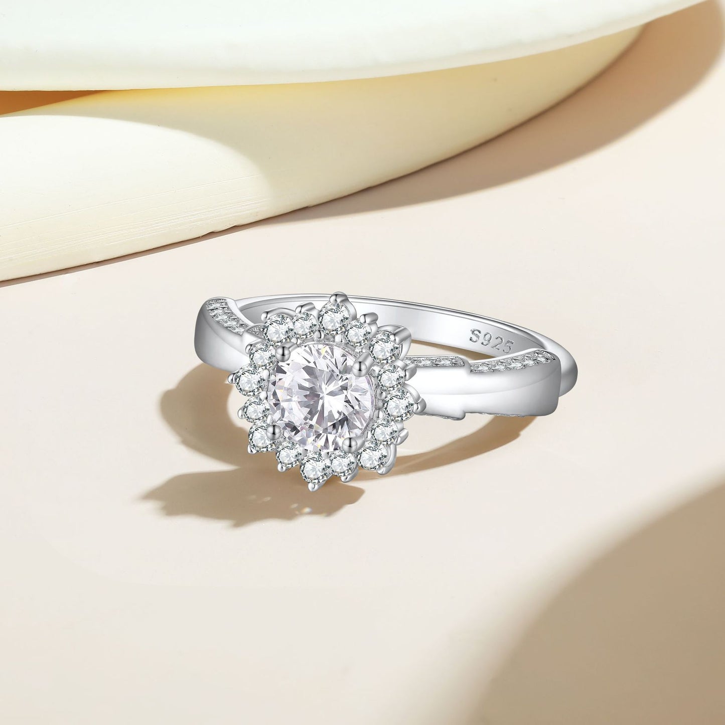 European and American Personalized Sunflower Sterling Silver Ring