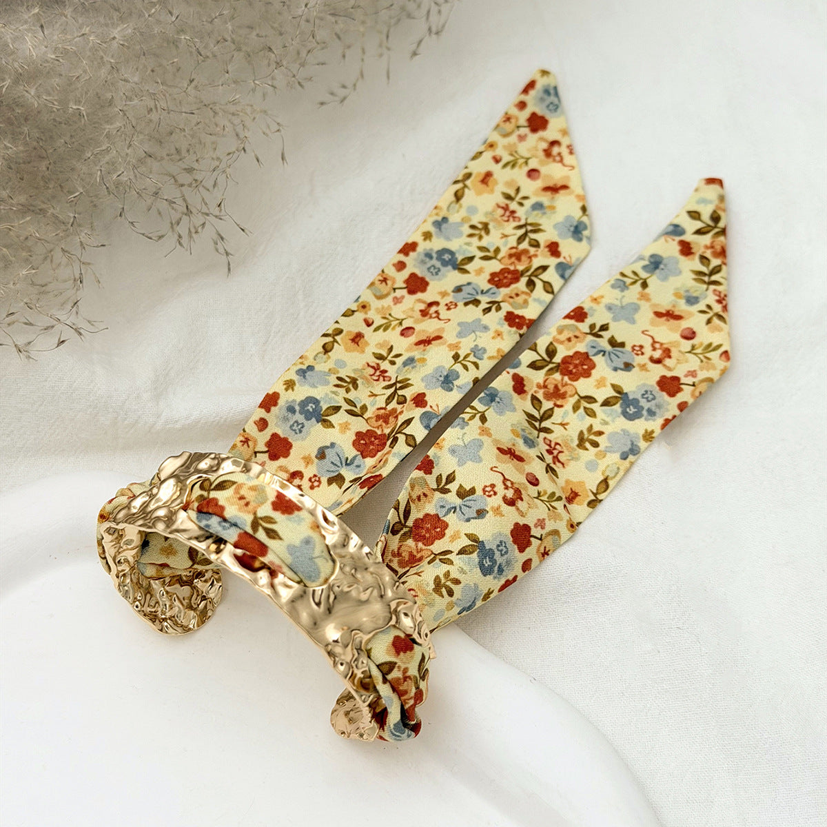 Planderful Collection Vienna Verve Bracelet For Women Hammer Pattern Wide Surface Opening Leopard Print Silk Scarf