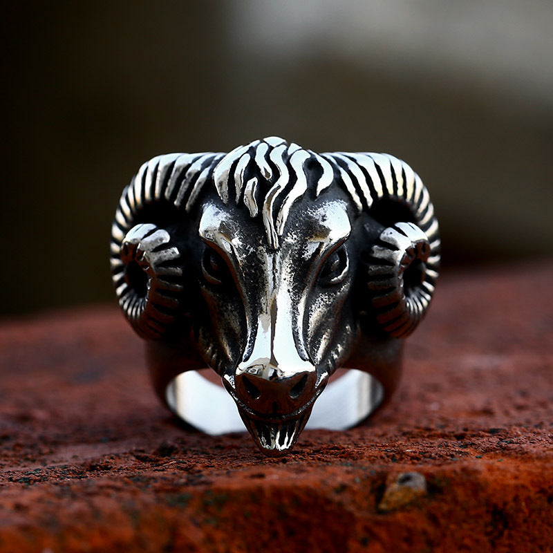 Retro Sheep Head Ring for Men - Titanium Steel Horn Skull Design in European & American Style