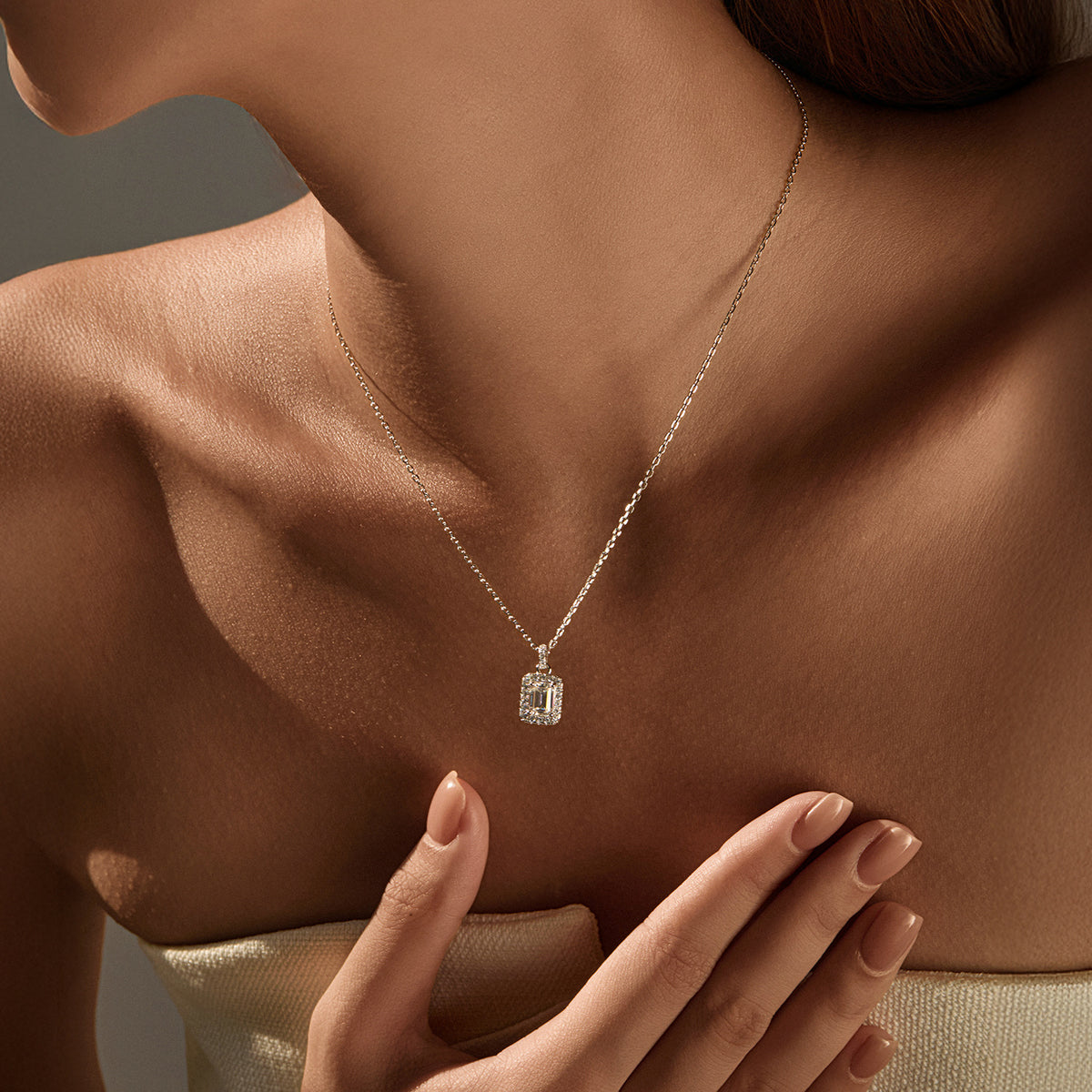 925 Sterling Silver 1 ct Emerald-Cut Moissanite Necklace