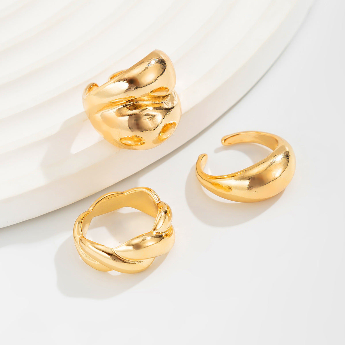 Planderful Vienna Verve Ring Set – Exaggerated Baroque Design