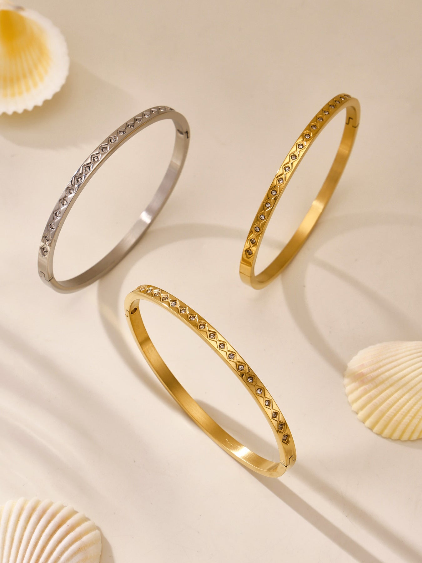 Planderful Zircon Encrusted Titanium Bracelet For Women