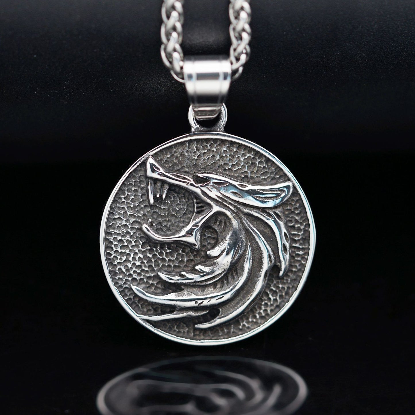 Steel Necklace – Vintage Viking Wolf Head