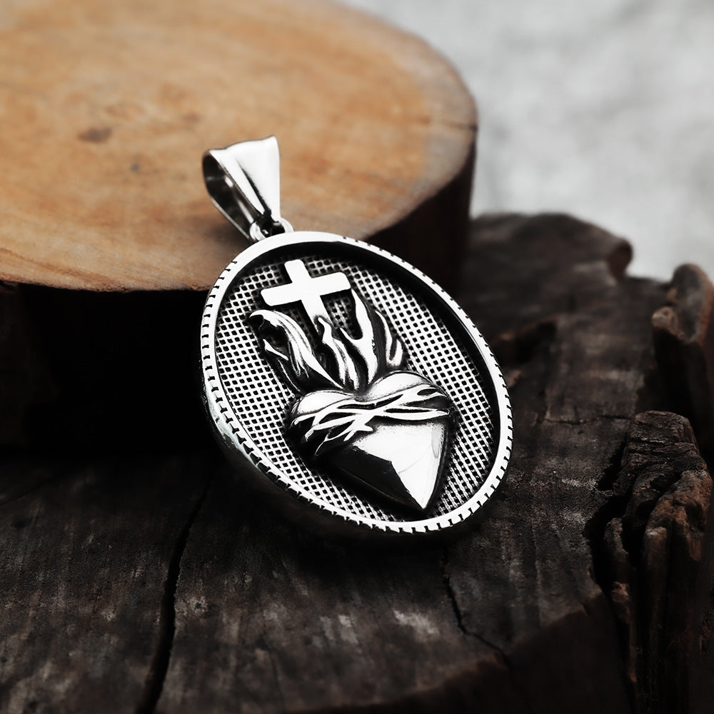 European And American Retro Men's Titanium Steel Necklace Heart-Shaped Pendant Spot Wholesale