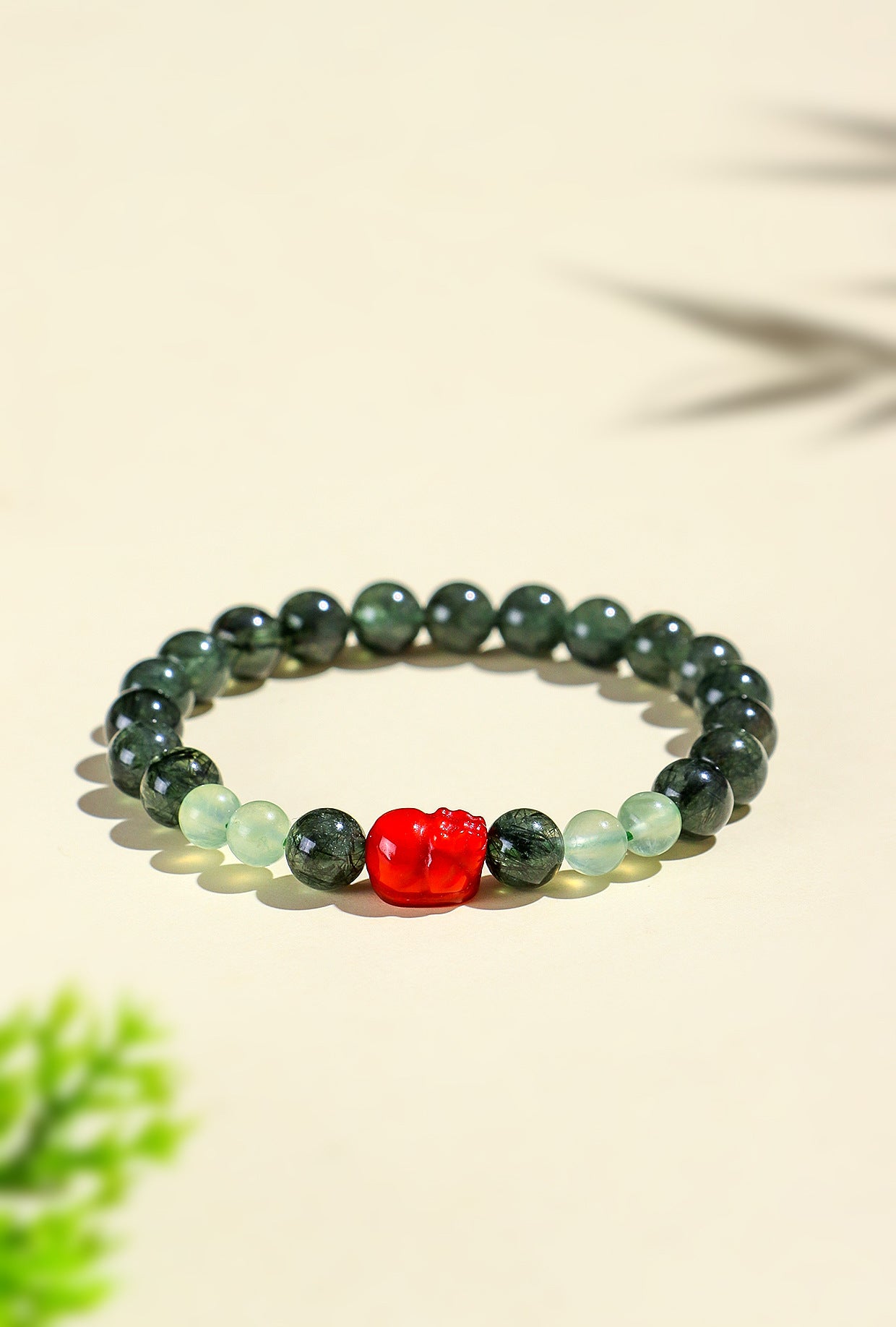 Planderful Fortune's Favor Bracelet – Elegant Natural Greenhair Grape Stone Design