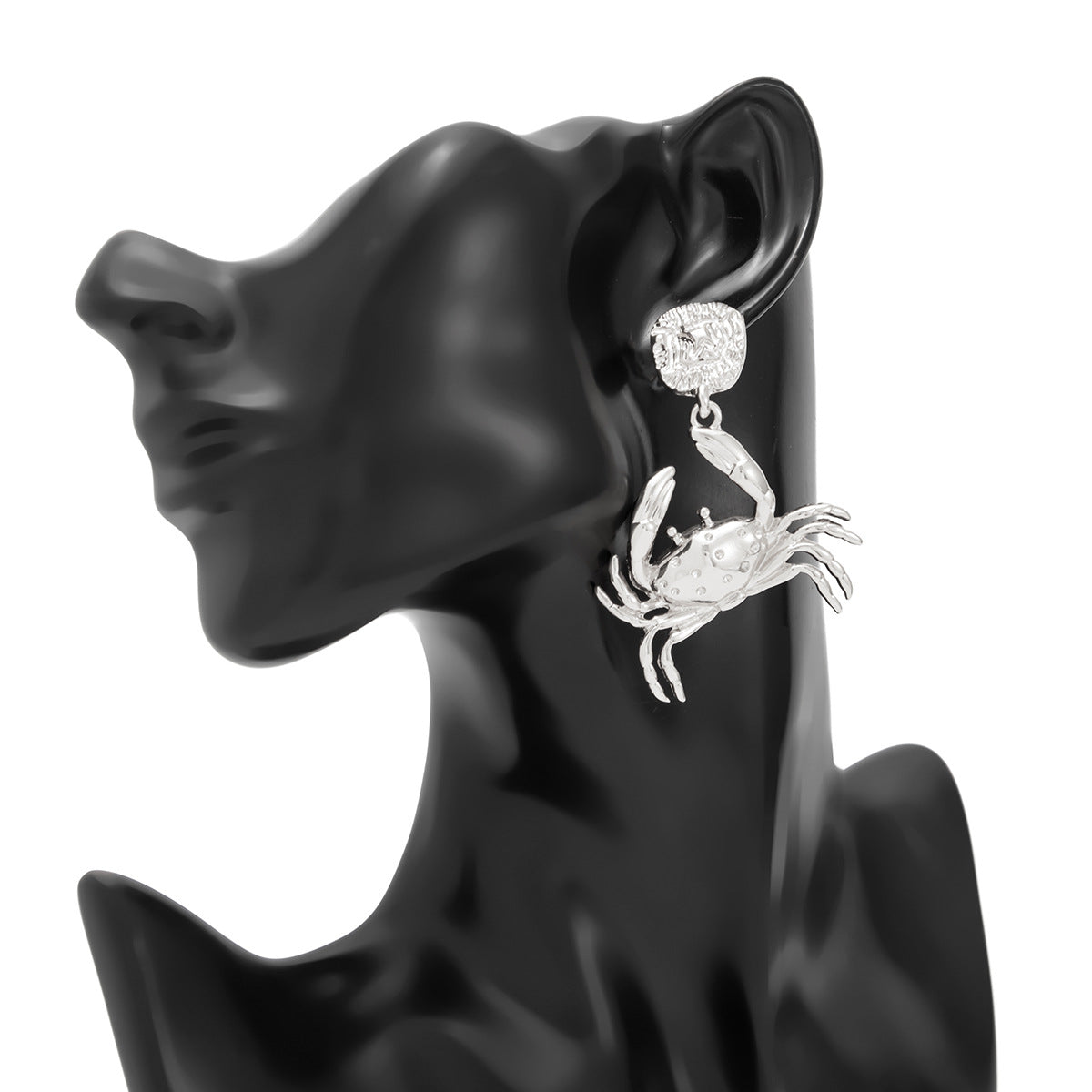Planderful Lobster Pendant Stud Earrings For Women 3D Ocean Style Design Vienna Verve Collection