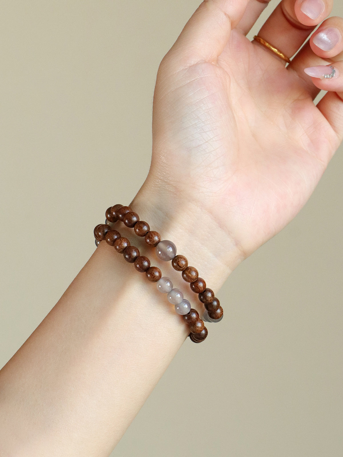 Strawberry Quartz Agate Sandalwood Bracelet