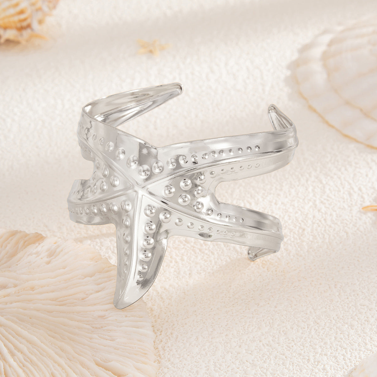 Planderful Vienna Verve Bracelet – Exaggerated Ocean-Inspired Design