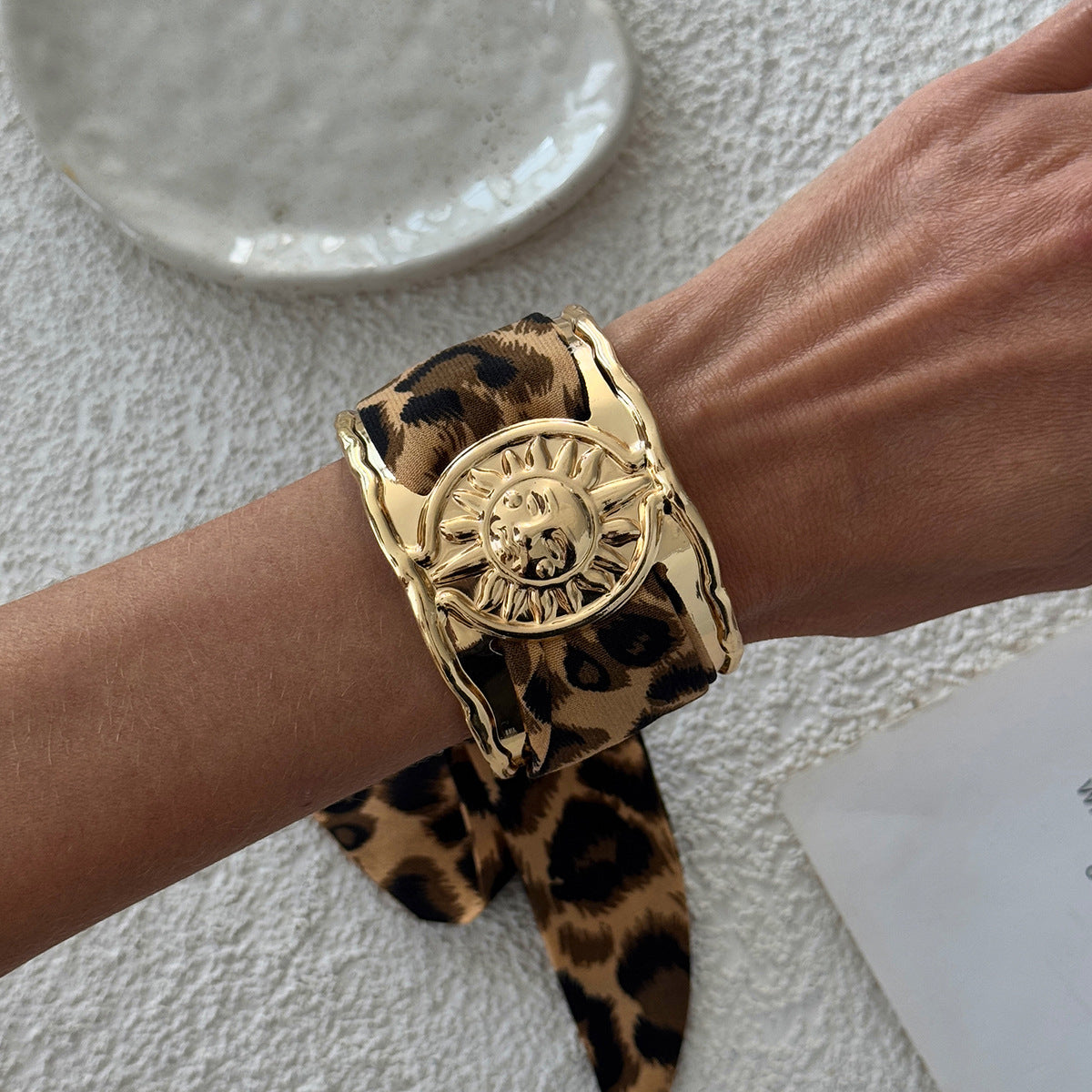 Planderful Silk Scarf Opening Bracelet Vintage Retro Gold Tone For Women Starfish Flower Engraved