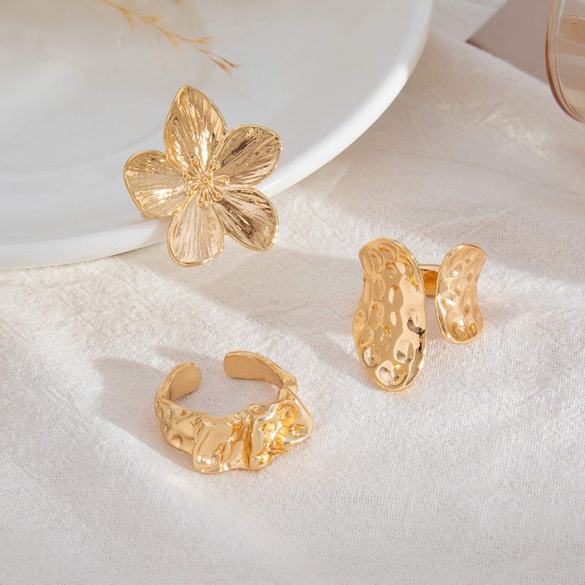 Planderful Vienna Verve Ring Set – Elegant Micro-Inlaid Design