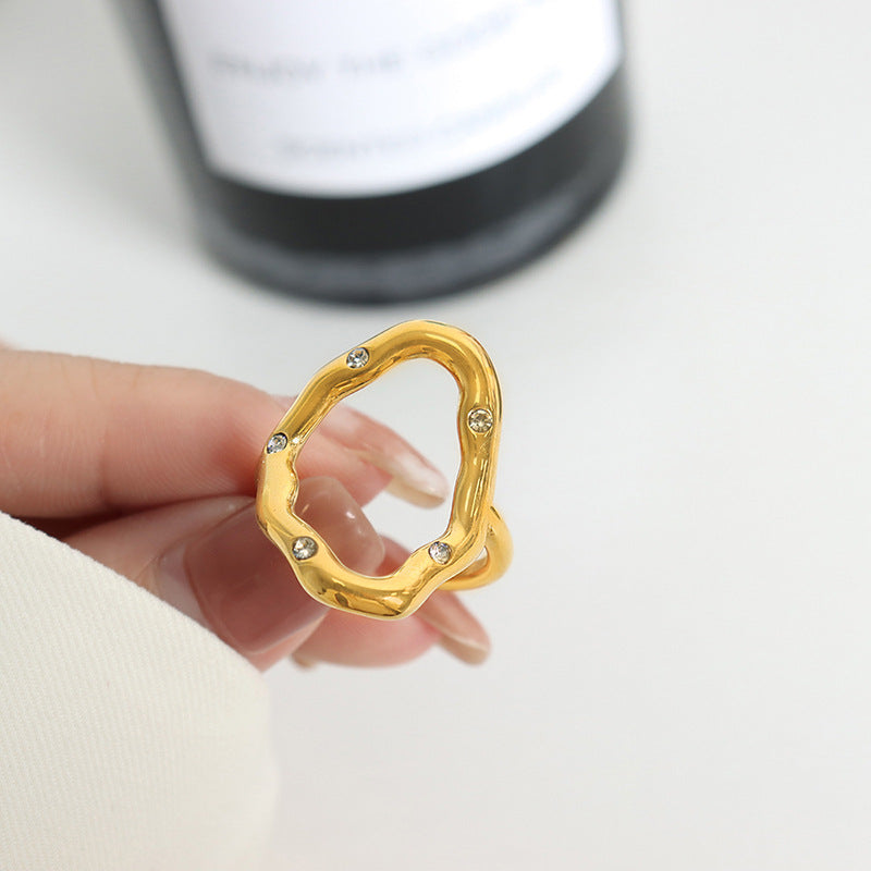 Chic Geometric Zircon Ring in 18K Gold-Plated Titanium Steel
