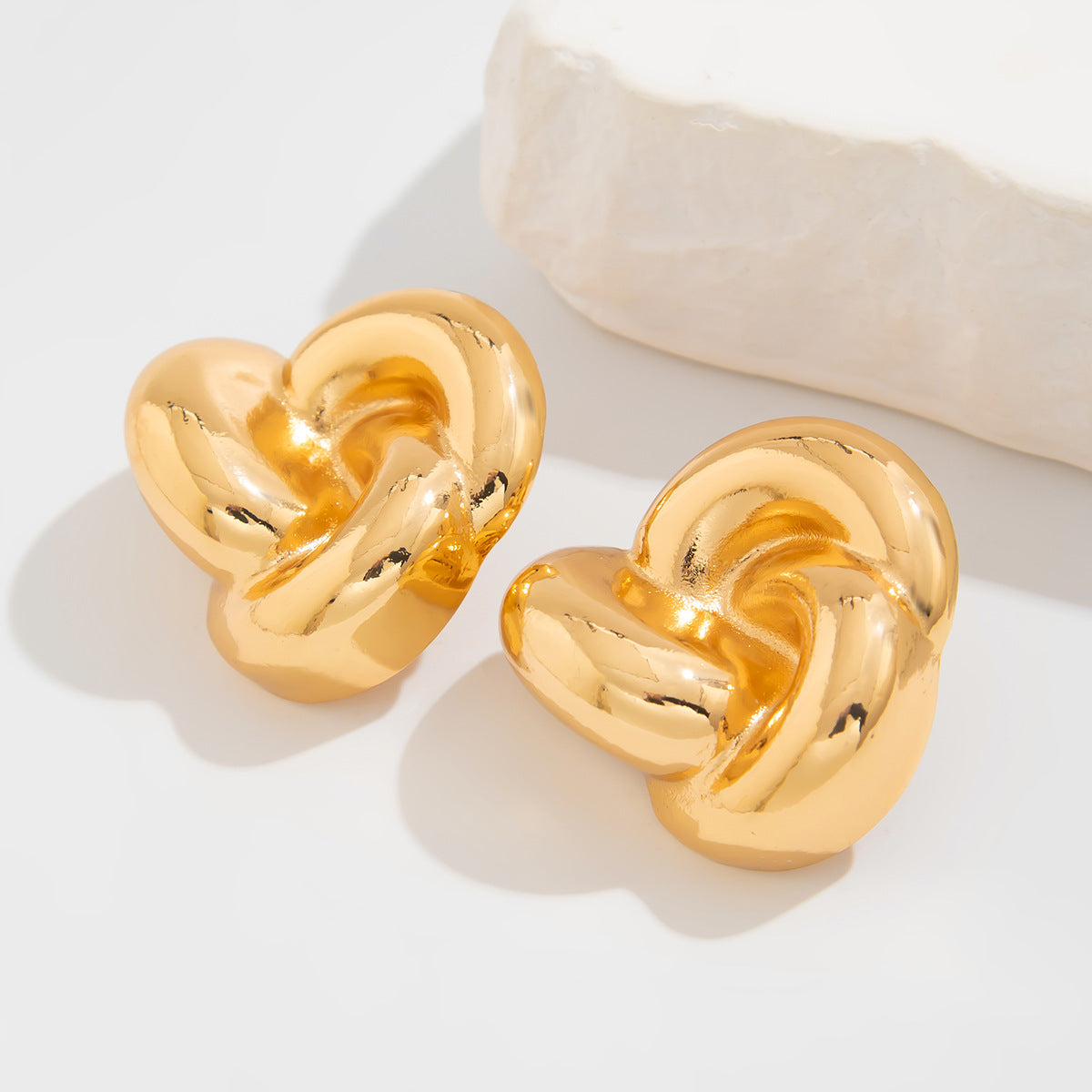 Planderful Vienna Verve Earrings – Sweet and Stylish Irregular Flower Design