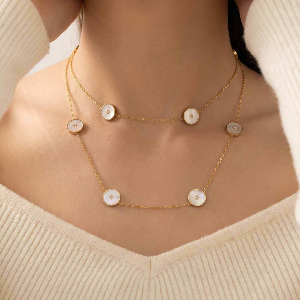 Sugar Cube Dopamine Super Flash Necklace Titanium Steel Water Droplet Geometric Design