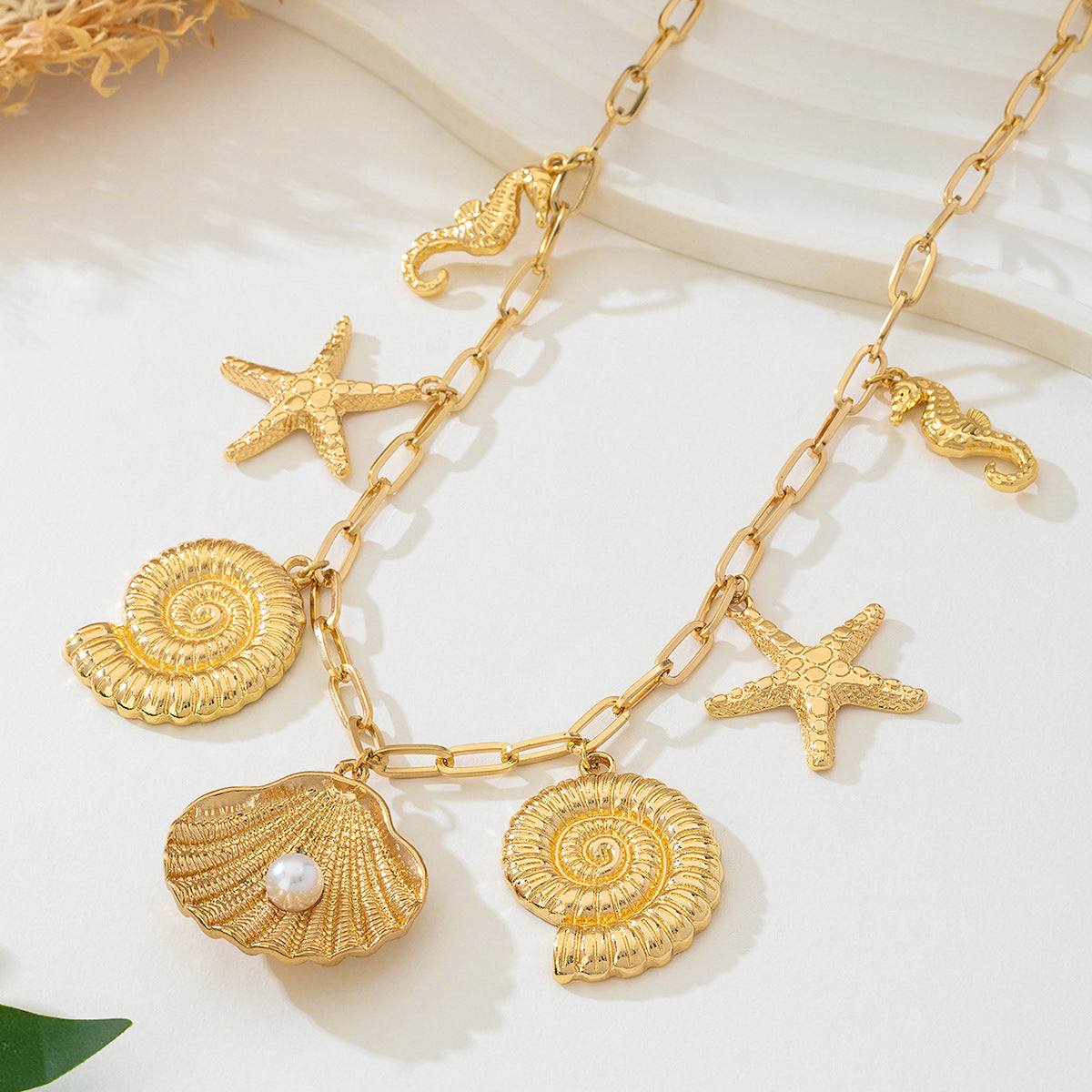 Planderful Vienna Verve Necklace – Elegant Marine Life Design