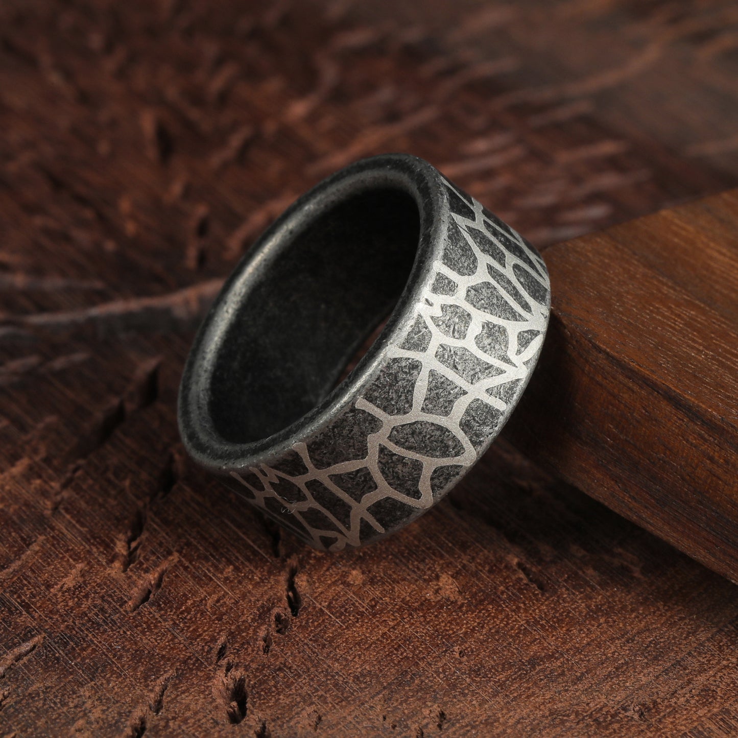 Planderful Titanium Ring For Men 10mm Does Not Fade