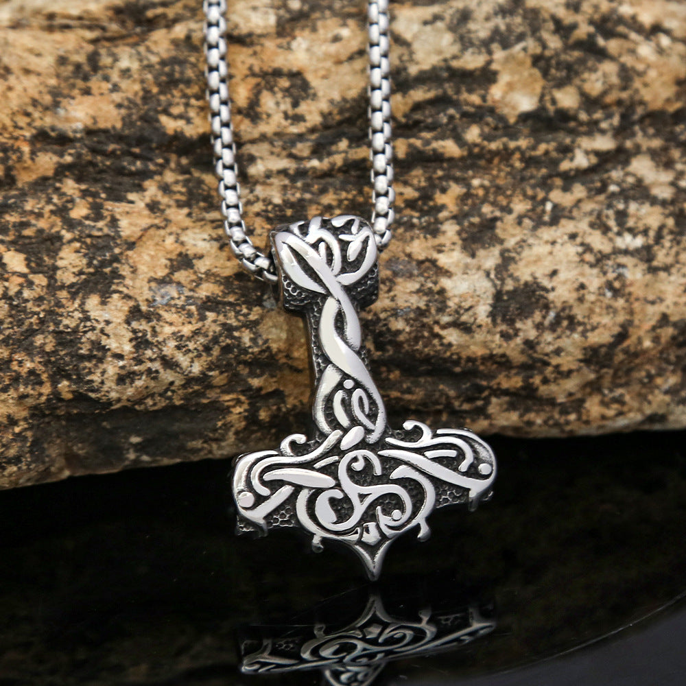 European and American Personalized Fashion Jewelry Thor's Hammer Pendant Necklace