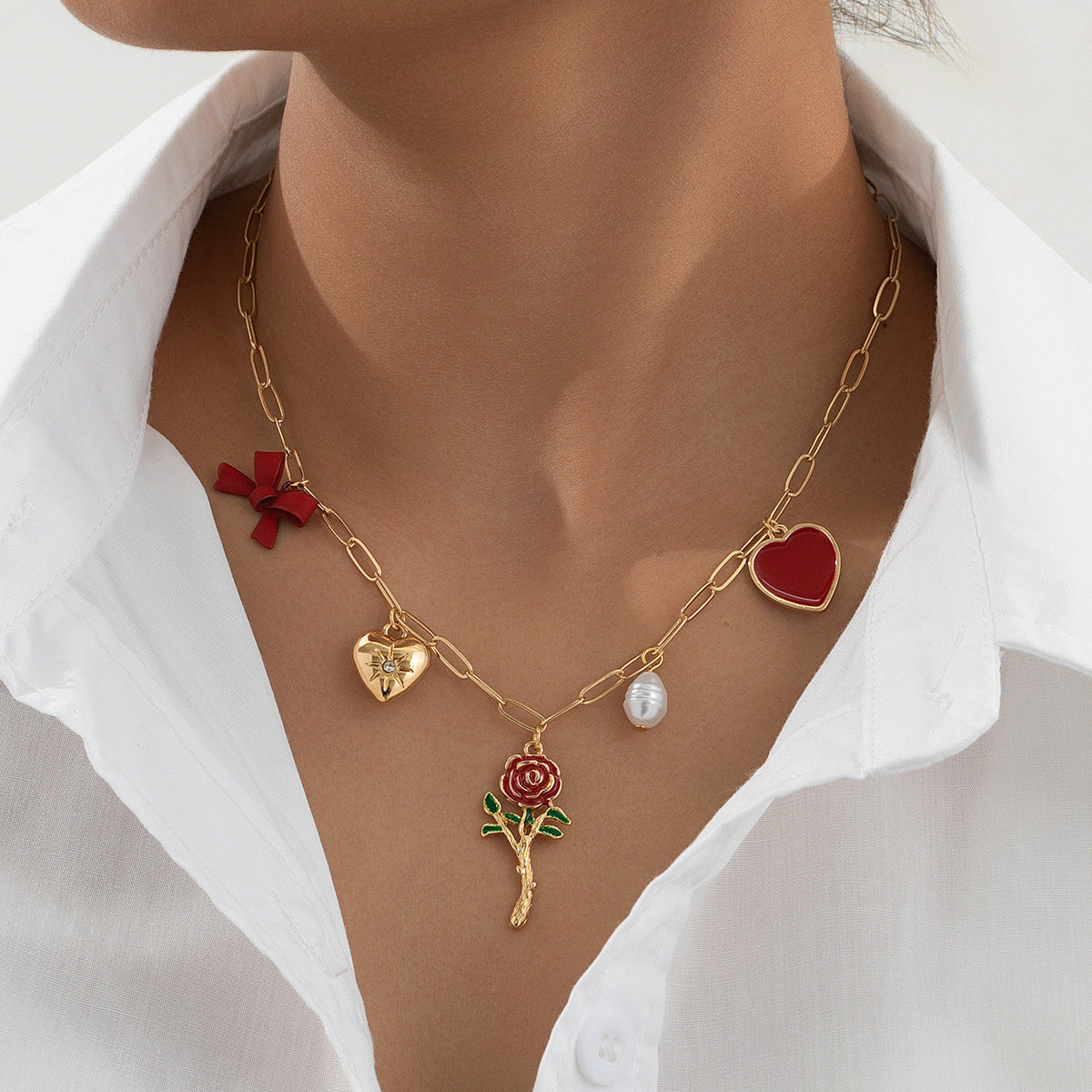 Planderful Vienna Verve Necklace – Elegant Metal Design with Artificial Pearl Bow