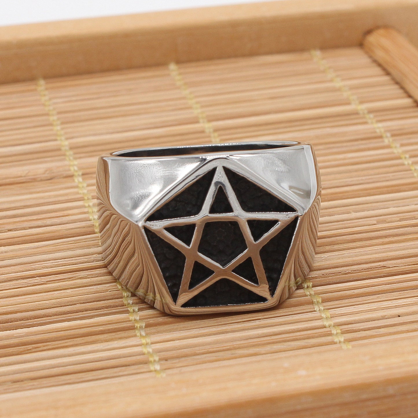 Retro Punk Five Pointed Star Titanium Steel Men's Ring
