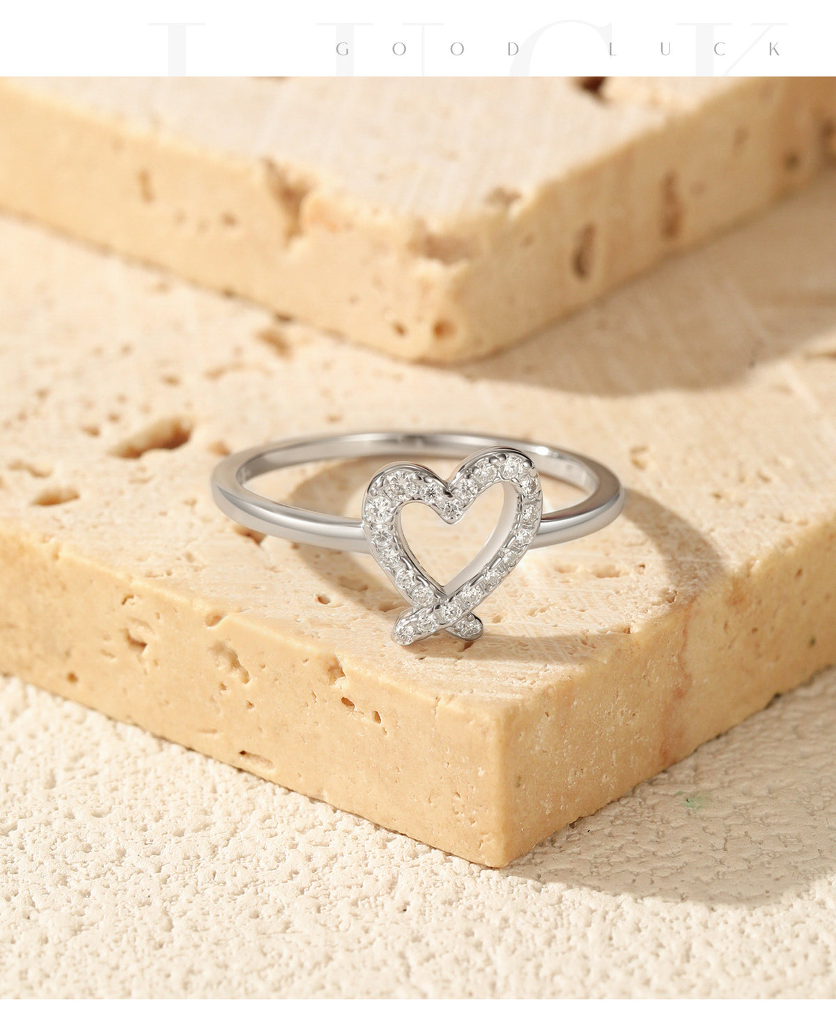 S925 Sterling Silver Irregular Heart Moissanite Ring