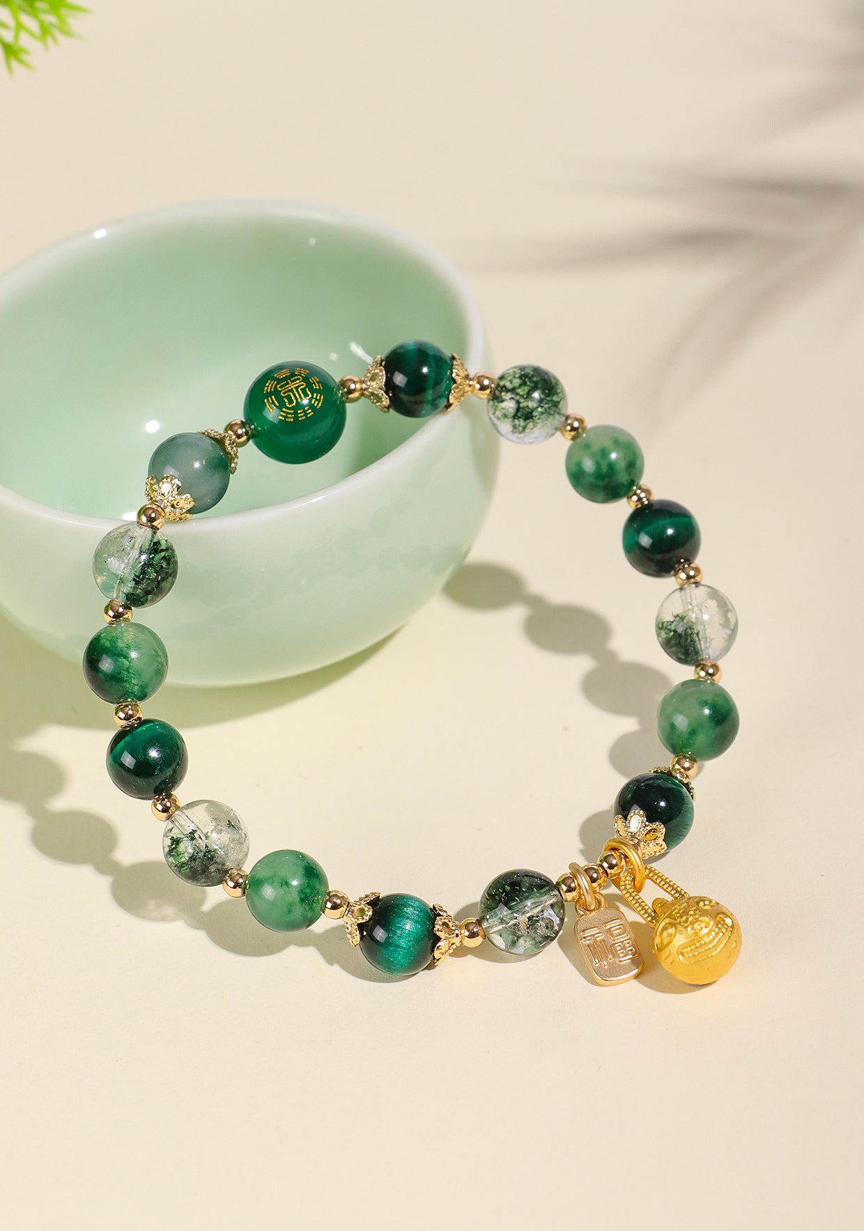 Planderful Fortune's Favor Bracelet – Elegant Crystal Agate Design