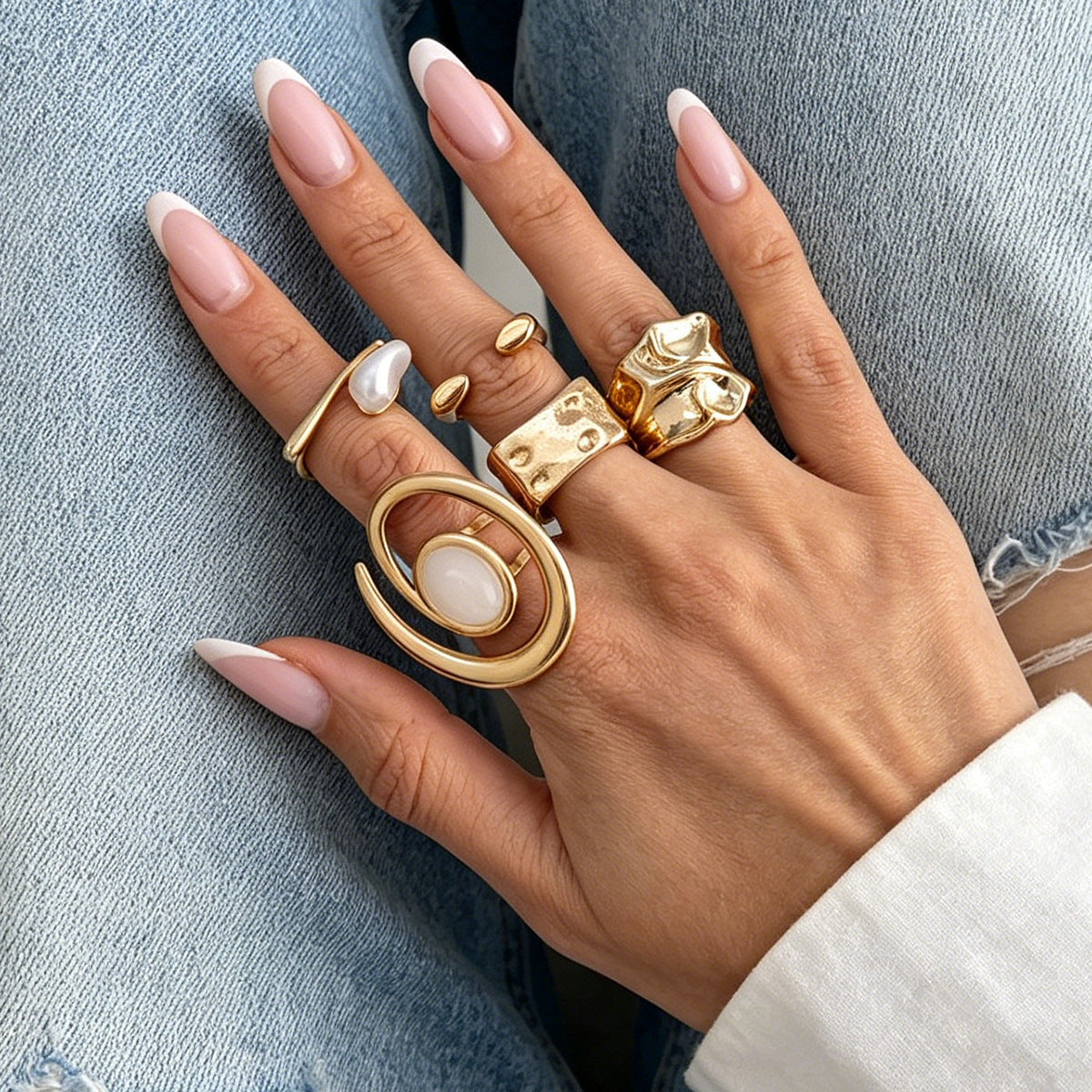 Planderful Vienna Verve Stacking Imitation Pearl Ring Set Retro Hammer Texture Jewelry For Women