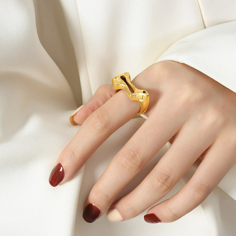 Luxurious Titanium Steel Ring with Unique Hollow Design for Fashion-forward Women