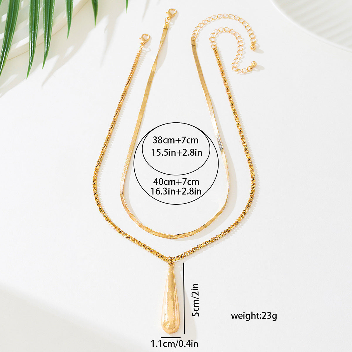Planderful Vienna Verve Necklace – Versatile Retro Design with Gold Tassel