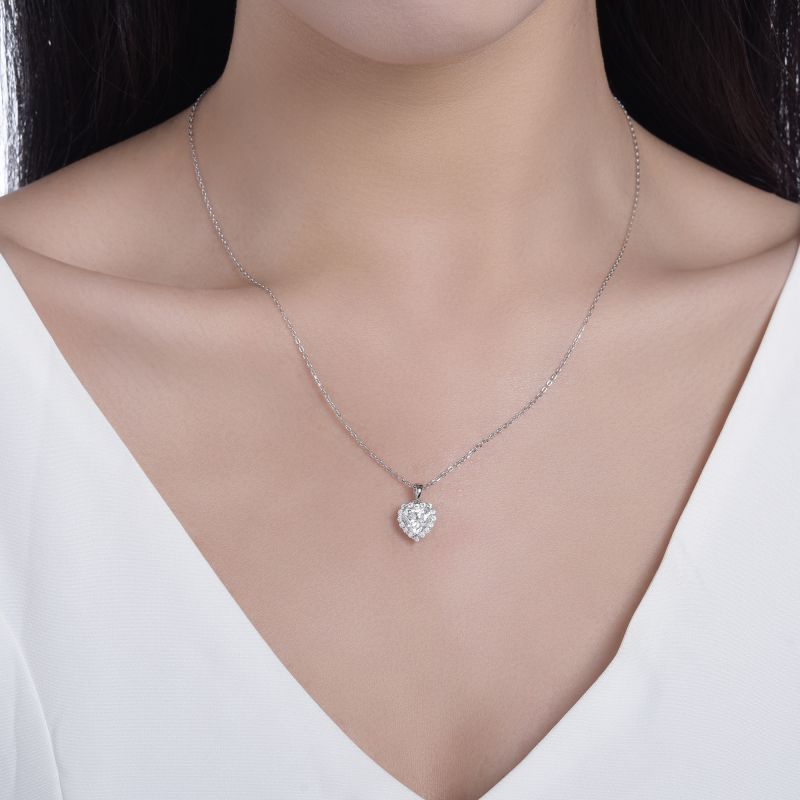 Cross-Border Hot Sale Classic Heart-Shaped Moissanite Collarbone Chain