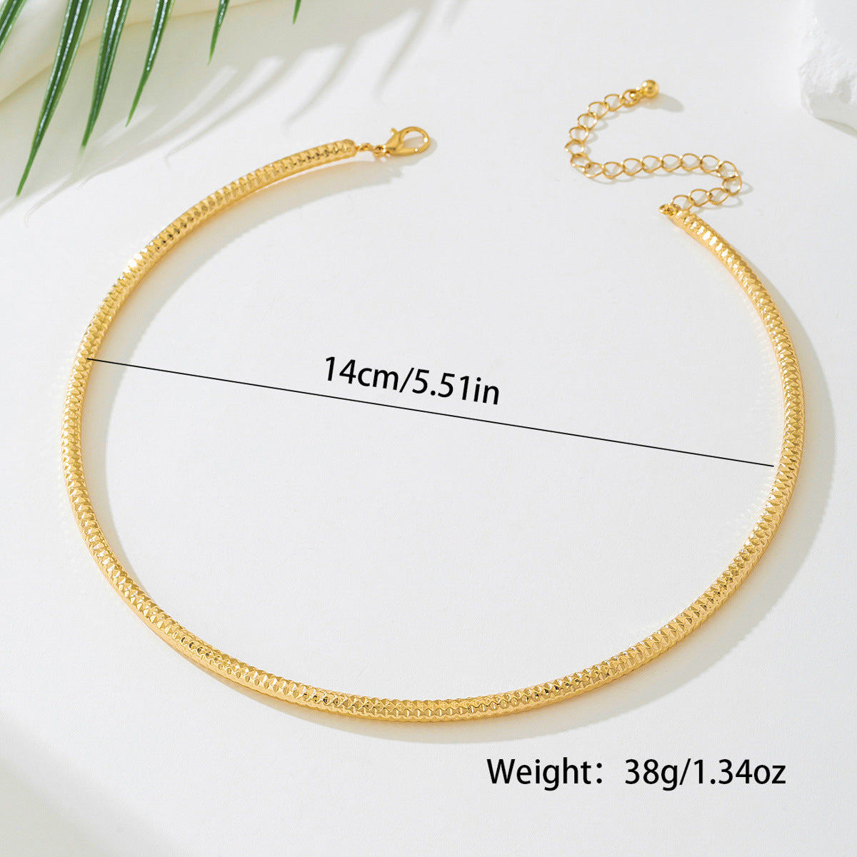 Planderful Vienna Verve Necklace – Fashionable Minimalist Metal Design