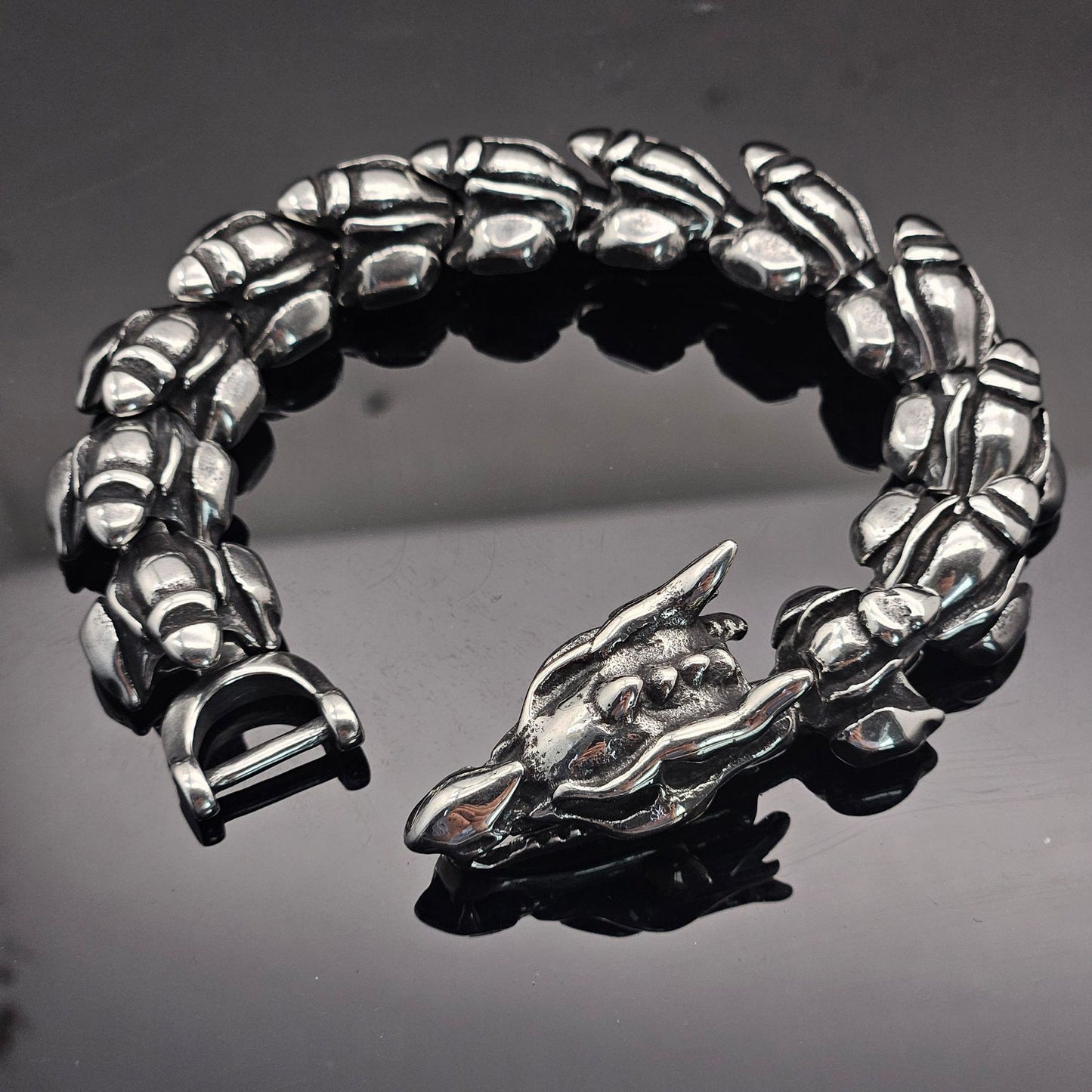 Planderful Dragon Scale Titanium Steel Bracelet For Unisex Durable Bold Punk Jewelry Statement