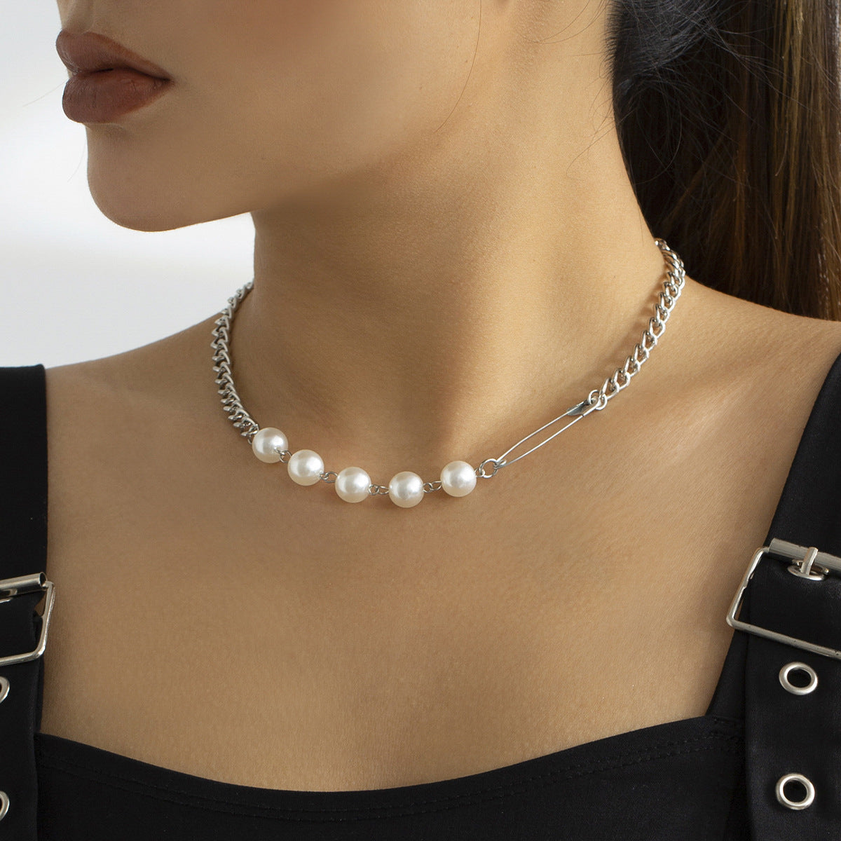 Planderful Vienna Verve Asymmetric Chain Necklace With Imitation Pearl For Women Statement Piece