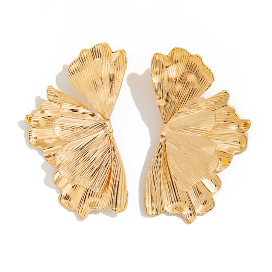 Planderful Vienna Verve Earrings – Sweet and Stylish Irregular Flower Design
