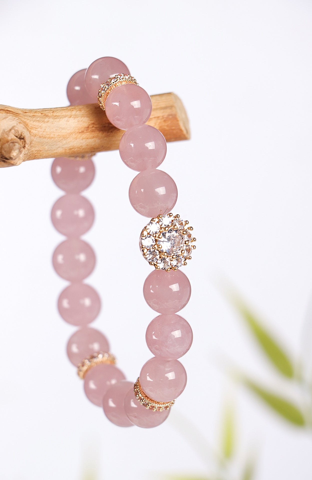 Planderful Fortune's Favor Bracelet – Fresh and Sweet Peach Blossom Design
