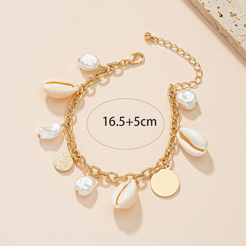 Extravagant Shell Pearl Bracelet with European Flair