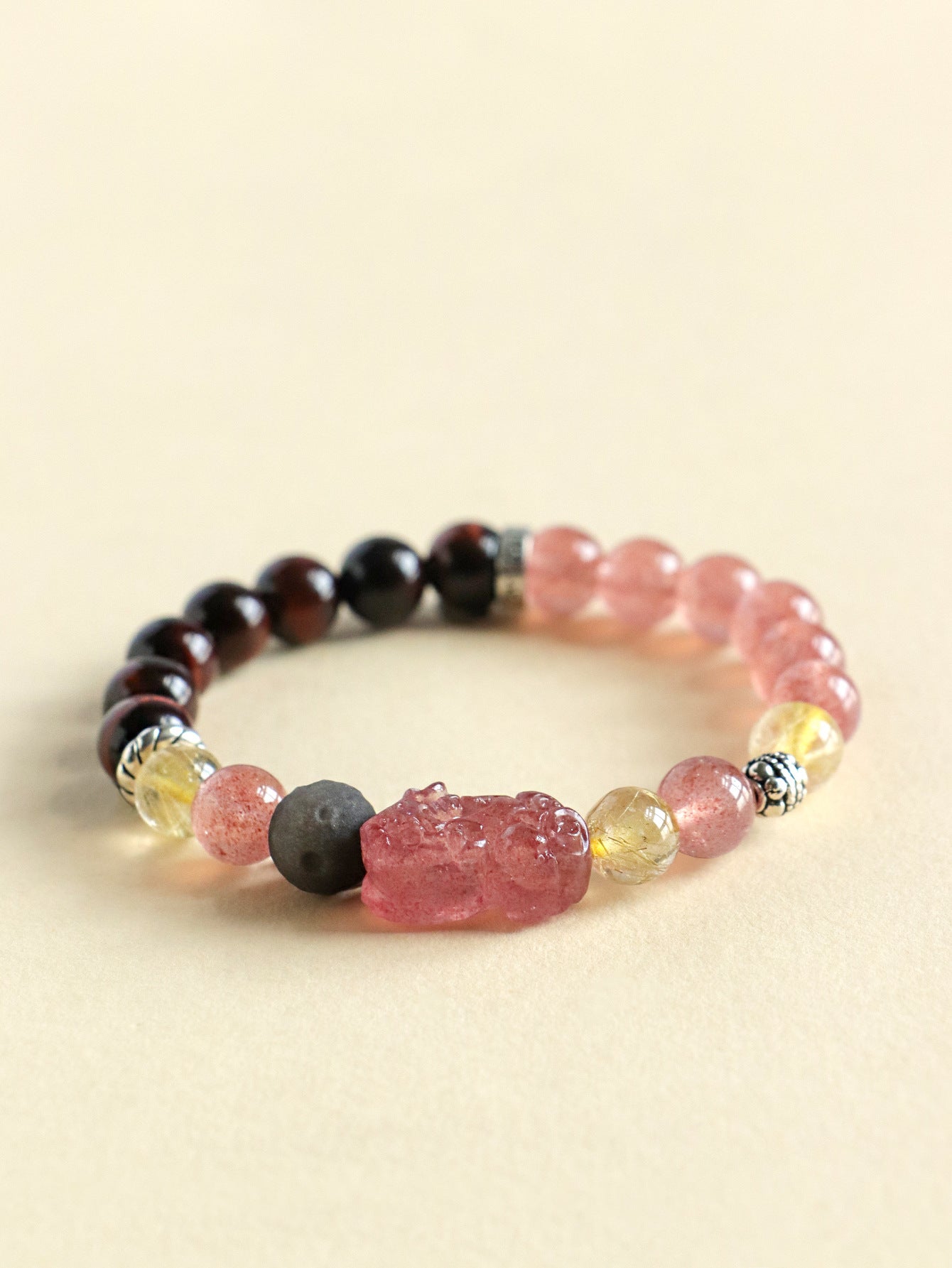 Planderful Fortune's Favor Bracelet – Stylish Tiger's Eye and Crystal Design