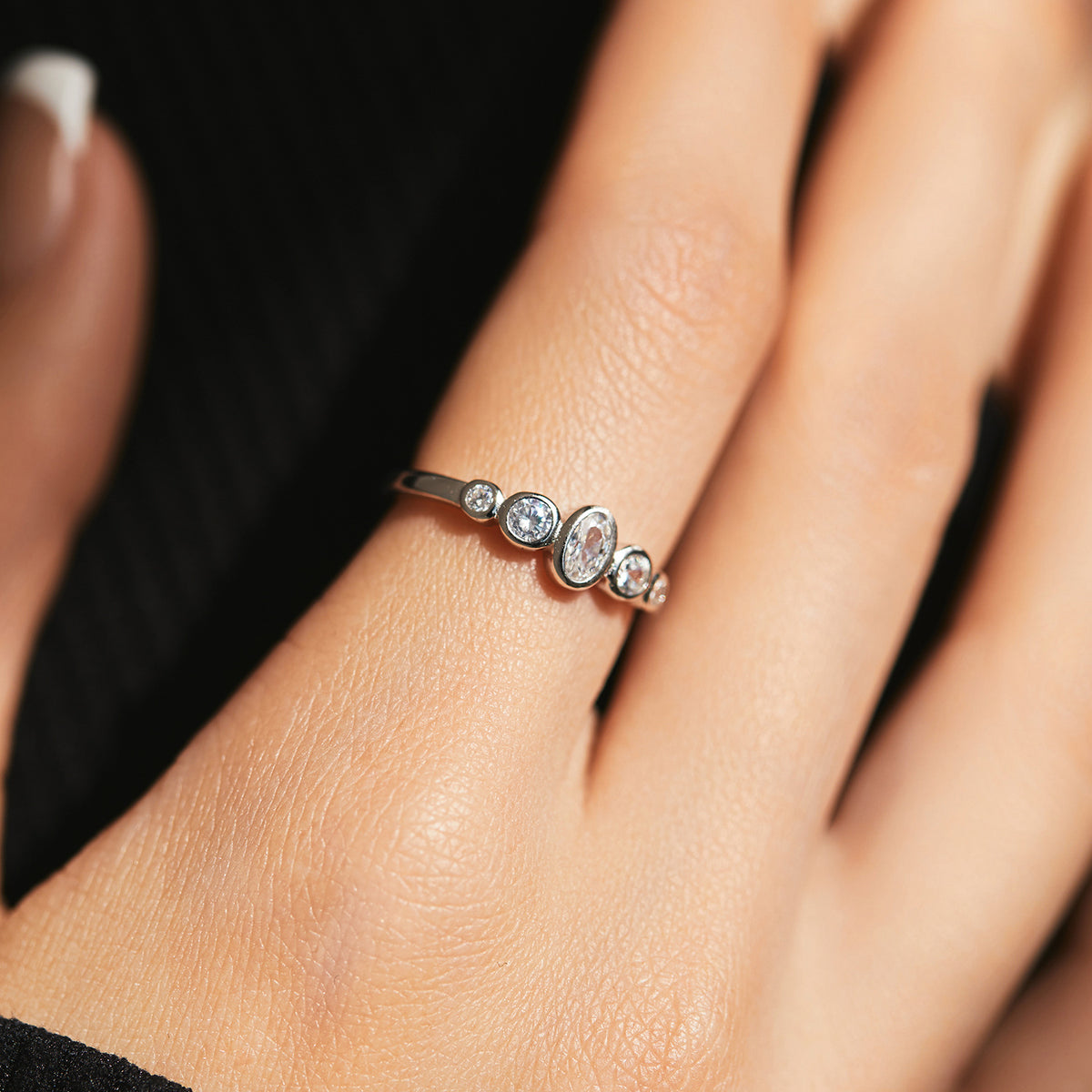 925 Sterling Silver Zircon Solitaire Ring