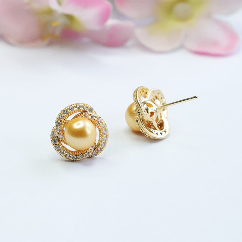 Champagne Shell Pearl Nest Stud Earrings