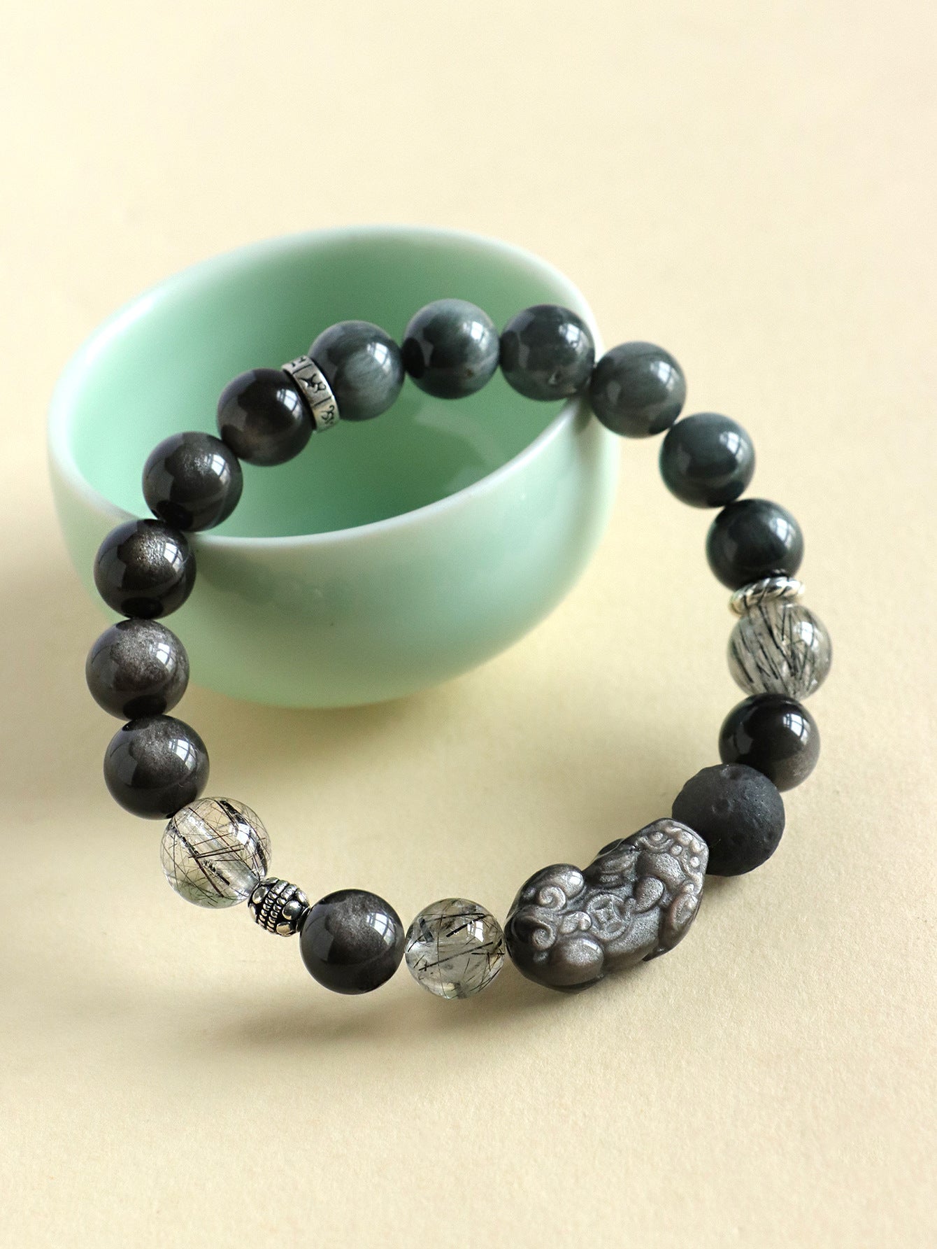 Planderful Fortune's Favor Bracelet – Stylish Tiger's Eye and Crystal Design