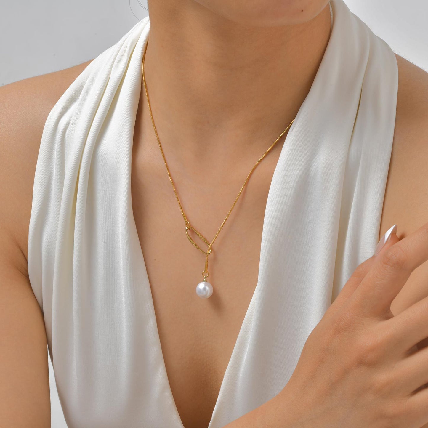 Stylish Stainless Steel Round Snake Chain Hollow Geometric Imitation Pearl Y-Shaped Necklace