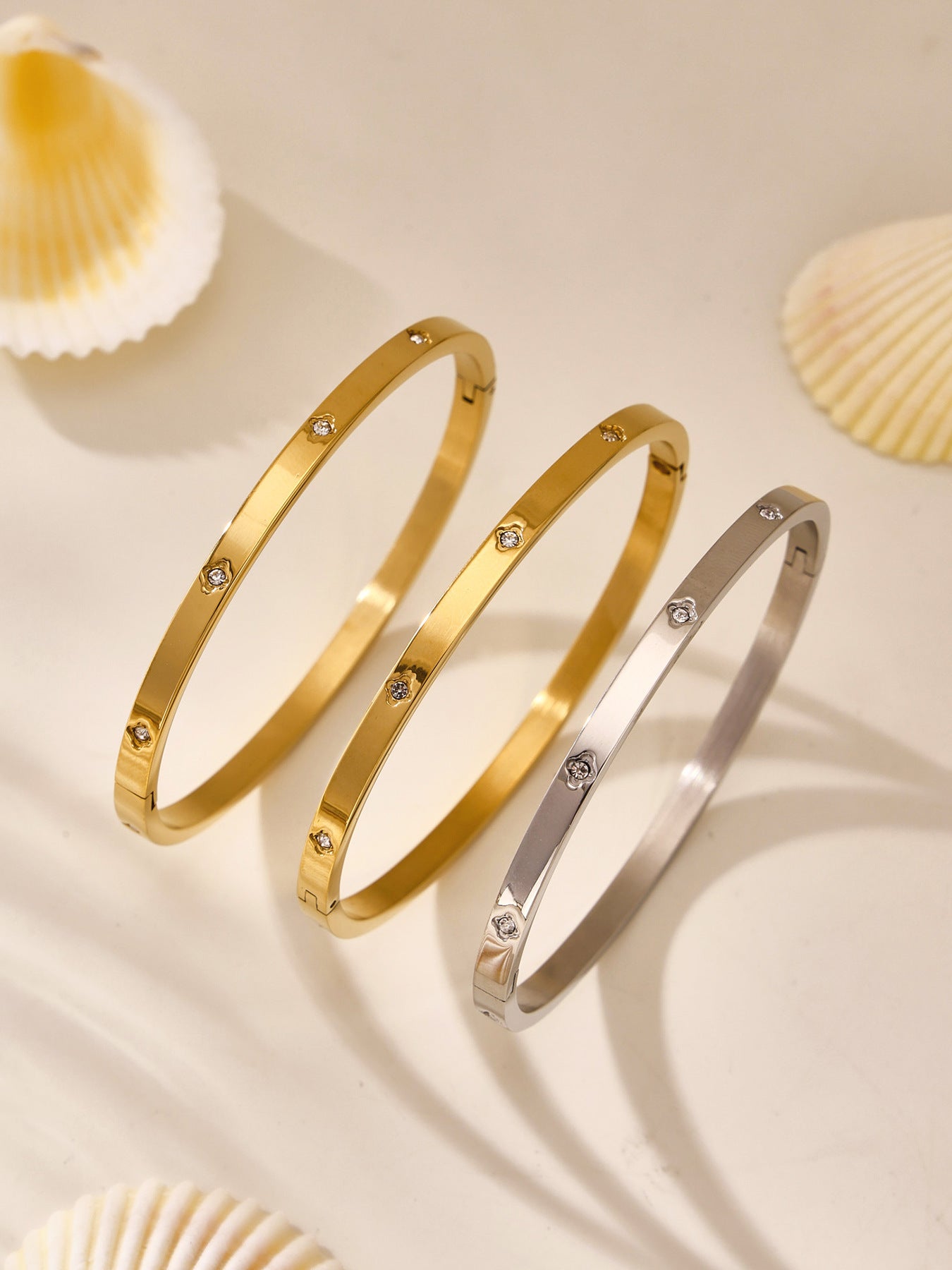 Planderful Zircon Encrusted Titanium Bracelet For Women