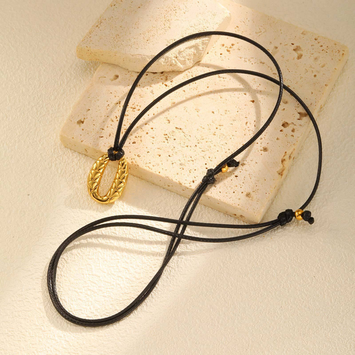 Stainless Steel Fish Scale Pattern Oval Black Wax Rope Adjustable Women's Necklace