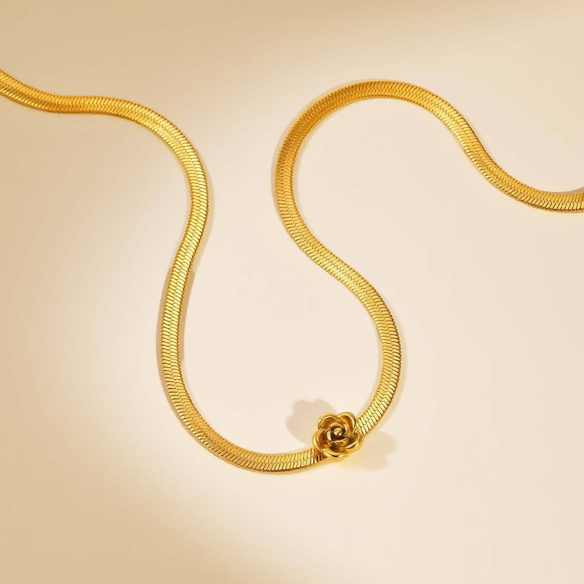 Stainless Steel Ladies Flower Snake Chain Rose Blade Chain Necklace Gold