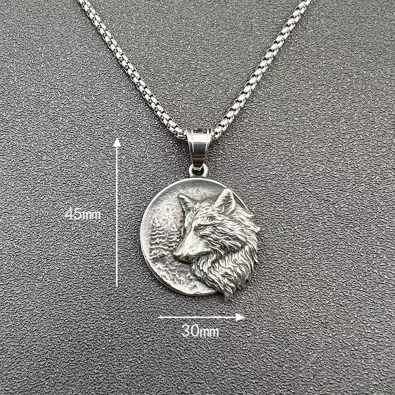 Steel Necklace – Vintage Viking Wolf Pendant For Men With Nordic Odin Design And Streetwear Edge