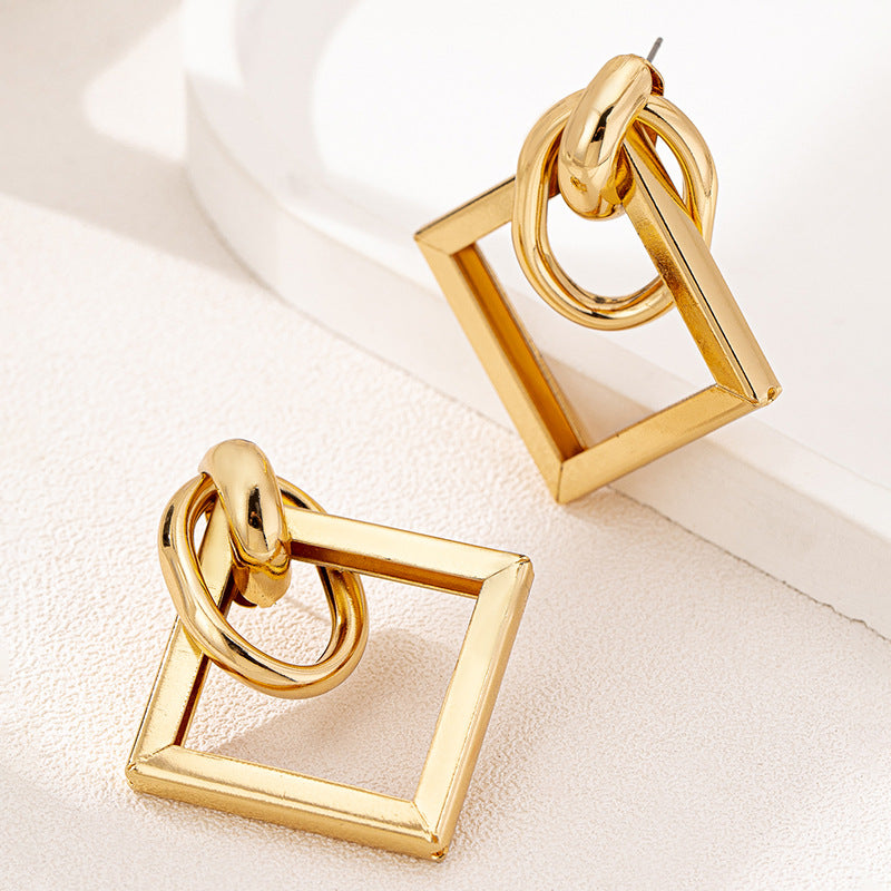Planderful Vienna Verve Earrings – Elegant Metal Geometric Design