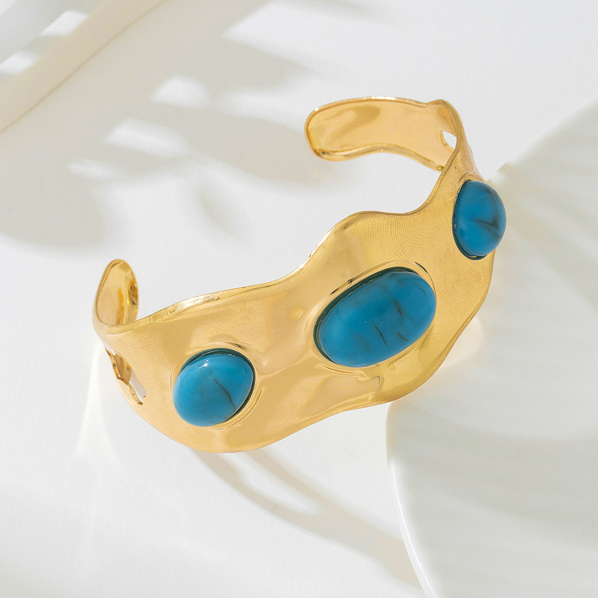 Planderful Vienna Verve Bracelet – Fashionable Retro Design with Turquoise Accents