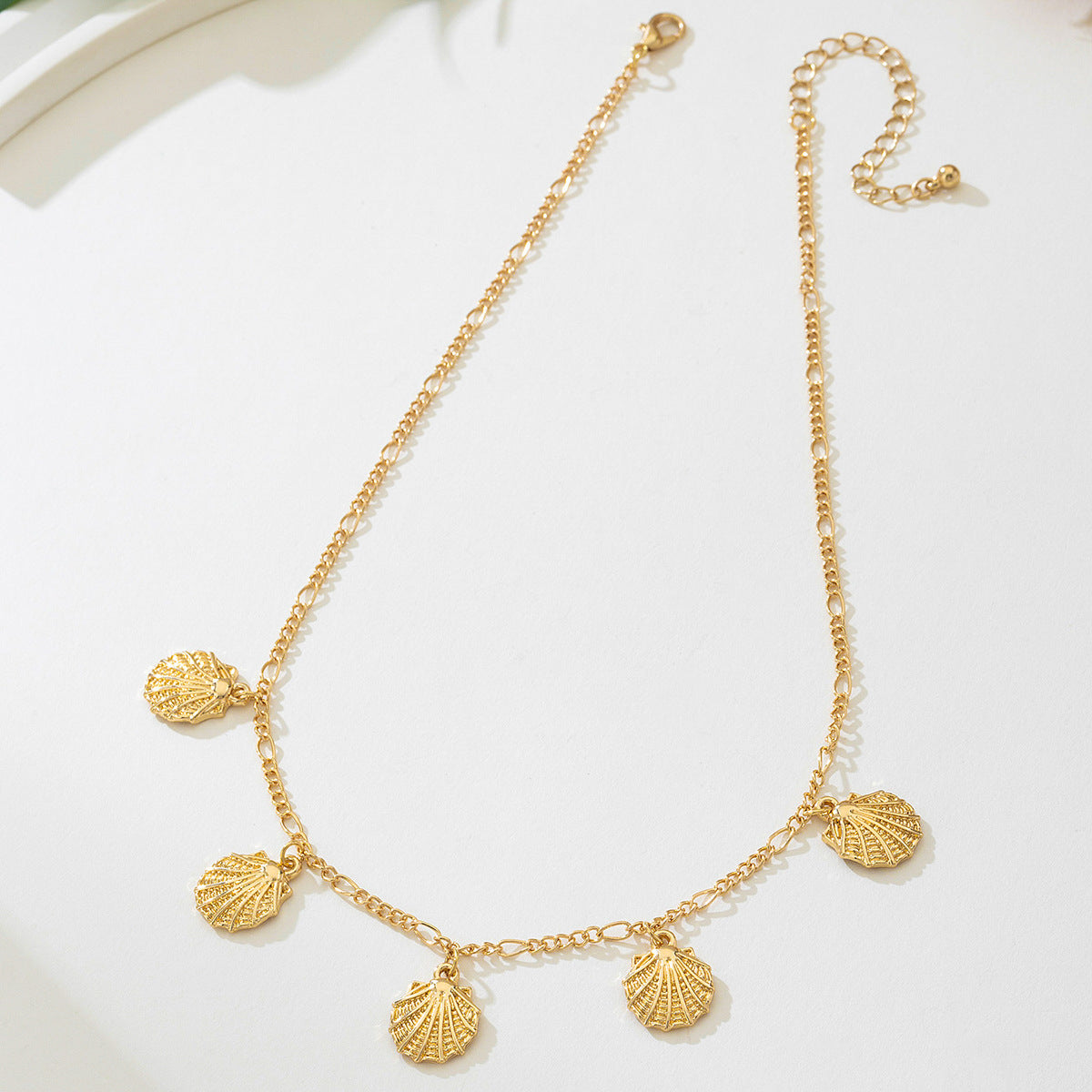 Planderful Vienna Verve Necklace – Personalized Vacation Shell Pendant